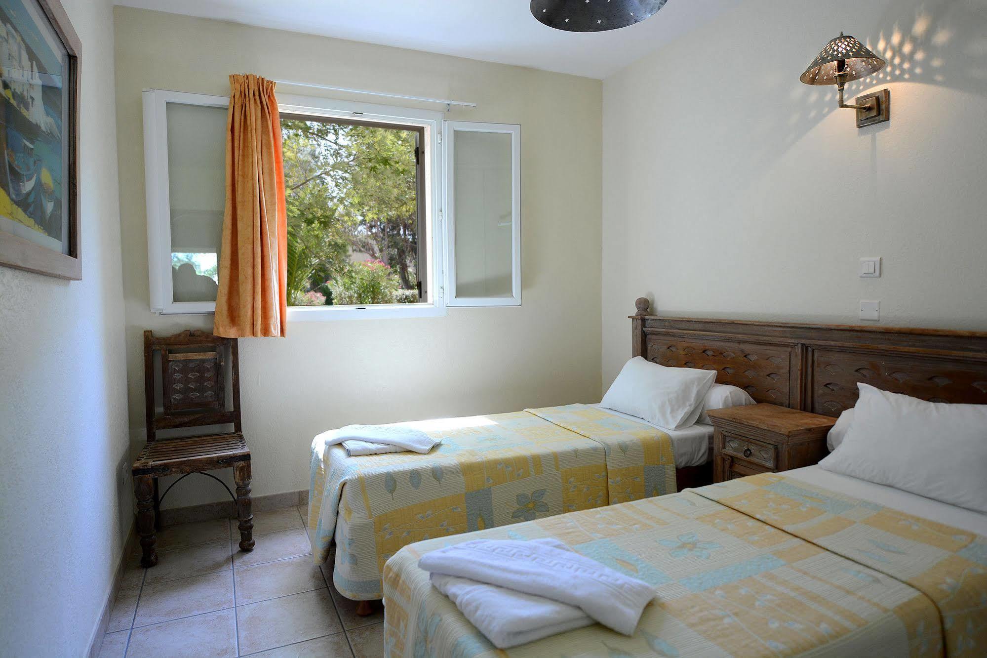 Marina Doru Villa Ghisonaccia Esterno foto